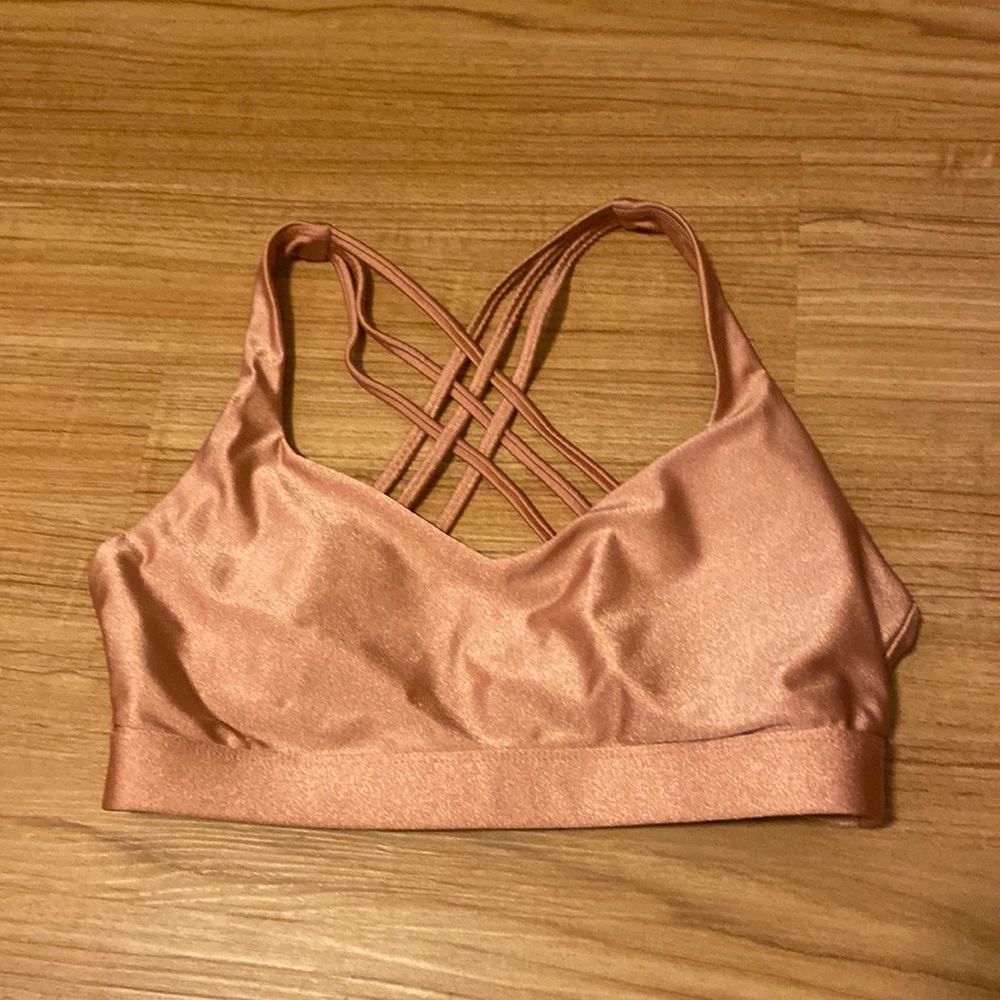 Beautiful pink sports bra!